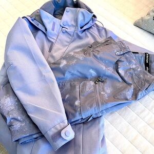 Burton Women's Light Purple Ski/Snowboard Jacket and Pants SkiKit